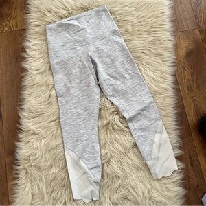 Lululemon • gray leggings
